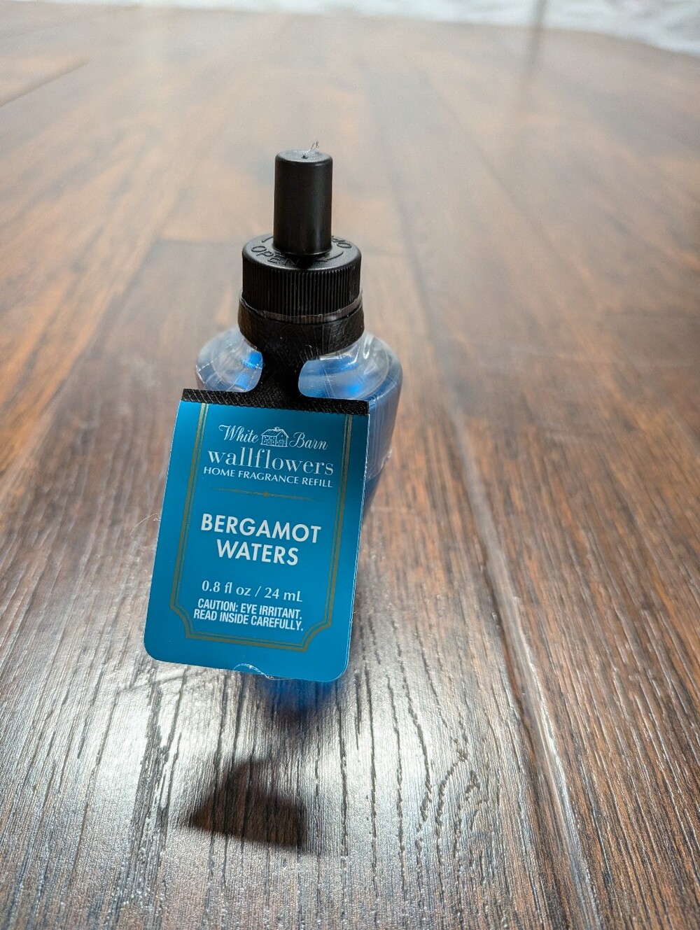 Bath & Body Works Wallflower Refills - Bergamot Waters - 1 Bulb